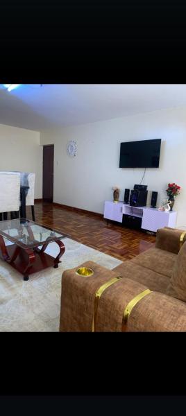 Makao Roslyn apartment located in ruaka